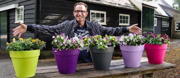 org:/banners product categories/themes/Rob-Verlinden.jpg